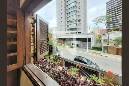 Casa à venda com 197m², 4 quartos e 4 vagas Casa à venda com 197m², 4 quartos e 4 vagasFoto 13