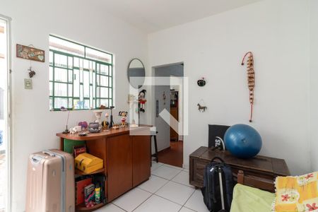 Sala de casa à venda com 4 quartos, 250m² em Vila Barbosa, São Paulo