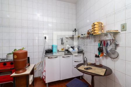 Casa à venda com 250m², 4 quartos e 4 vagasCozinha