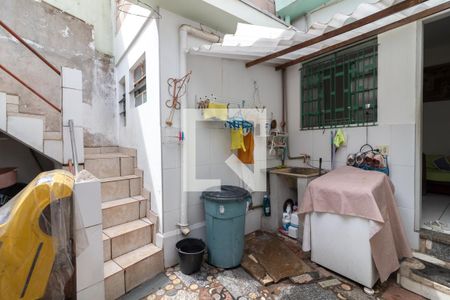 Casa à venda com 250m², 4 quartos e 4 vagasÁrea de Serviço