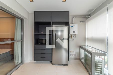 Cozinha - Varanda de kitnet/studio à venda com 1 quarto, 32m² em Jardim das Acácias, São Paulo