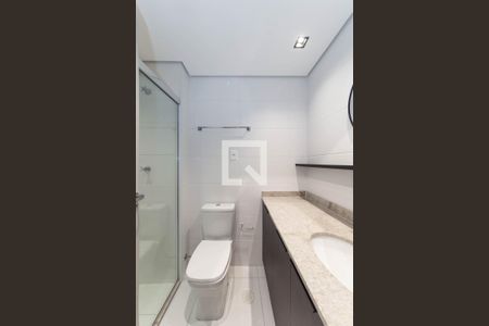 Banheiro de kitnet/studio à venda com 1 quarto, 32m² em Jardim das Acácias, São Paulo