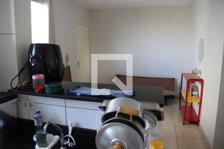 Apartamento à venda com 54m², 2 quartos e 1 vagaCozinha e Área de Serviço