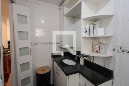 Apartamento à venda com 62m², 2 quartos e 1 vaga Apartamento à venda com 62m², 2 quartos e 1 vagaBanheiro