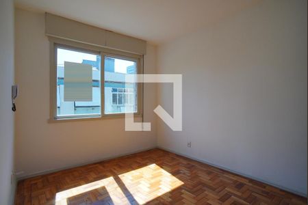 Sala de apartamento à venda com 2 quartos, 82m² em Vila Ipiranga, Porto Alegre