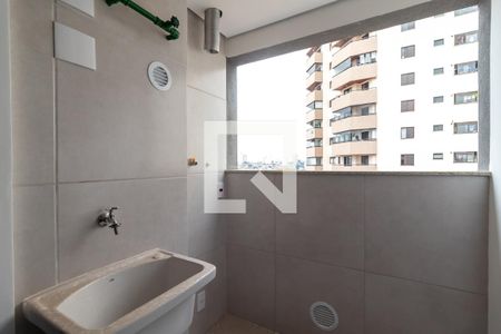 Apartamento à venda com 83m², 3 quartos e 1 vagaÁrea de Serviço