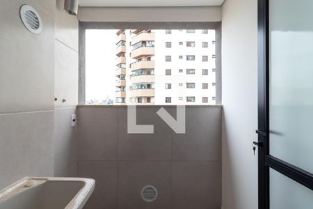 Apartamento à venda com 83m², 3 quartos e 1 vagaÁrea de Serviço