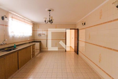 Cozinha de casa à venda com 3 quartos, 200m² em Vila Ema, São Paulo