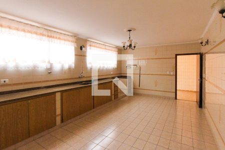 Cozinha de casa à venda com 3 quartos, 200m² em Vila Ema, São Paulo
