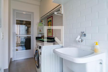 Apartamento à venda com 139m², 3 quartos e 2 vagas Apartamento à venda com 139m², 3 quartos e 2 vagasÁrea de Serviço