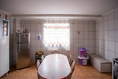 Casa à venda com 125m², 2 quartos e 2 vagasCozinha