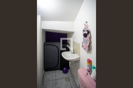 Casa à venda com 125m², 2 quartos e 2 vagasLavabo