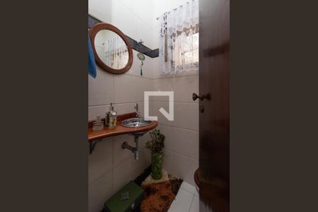 Lavabo de casa para alugar com 4 quartos, 180m² em Jardim Japao, São Paulo