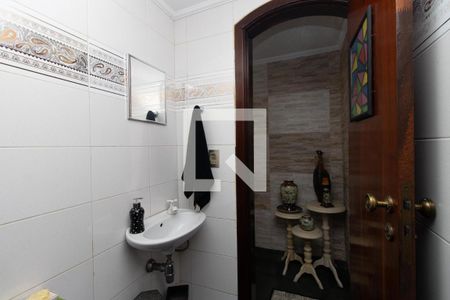 Casa à venda com 180m², 4 quartos e 2 vagasBanheiro da Suíte 2