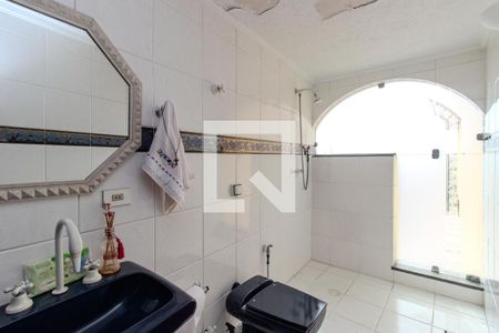 Casa à venda com 180m², 4 quartos e 2 vagasBanheiro da Suíte 1