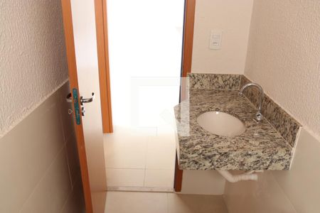Casa de condomínio para alugar com 60m², 2 quartos e 1 vagaBanheiro