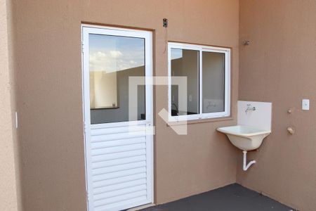 Casa de condomínio para alugar com 60m², 2 quartos e 1 vagaÁrea externa