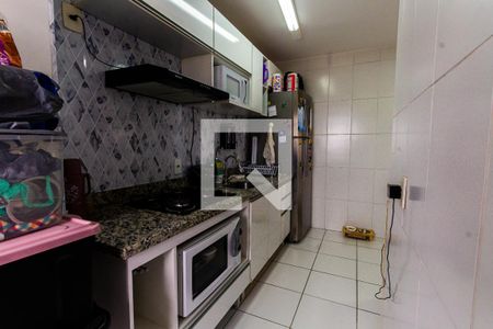Apartamento à venda com 72m², 3 quartos e 1 vagaÁrea de Serviço