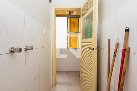 Apartamento à venda com 158m², 2 quartos e sem vagaBanheiro de serviço