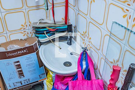 Apartamento à venda com 58m², 2 quartos e 1 vagaBanheiro de serviço