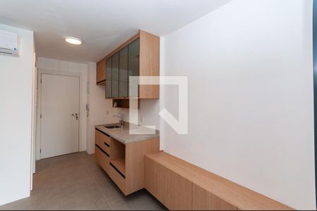 Cozinha de apartamento para alugar com 1 quarto, 41m² em Perdizes, São Paulo