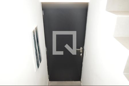 Casa para alugar com 122m², 2 quartos e 2 vagasEntrada