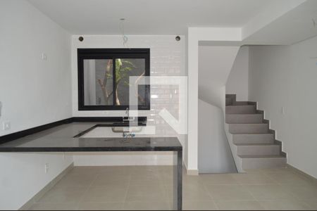 Casa para alugar com 122m², 2 quartos e 2 vagasSala