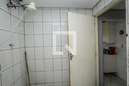 Casa à venda com 528m², 5 quartos e 2 vagas Casa à venda com 528m², 5 quartos e 2 vagasBanheiroBanheiro