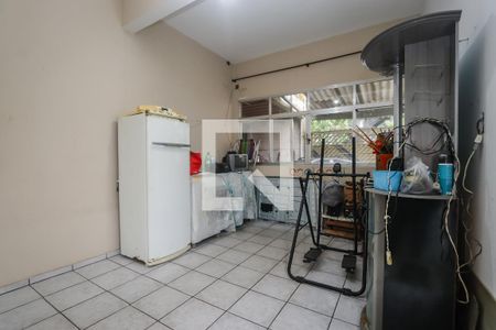 Casa à venda com 528m², 5 quartos e 2 vagas Casa à venda com 528m², 5 quartos e 2 vagasQuarto casa 2