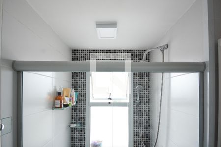 Apartamento à venda com 56m², 2 quartos e 1 vaga Apartamento à venda com 56m², 2 quartos e 1 vagaBanheiro Social