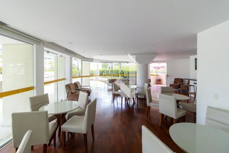 Apartamento à venda com 147m², 3 quartos e 3 vagasSalão de Festas