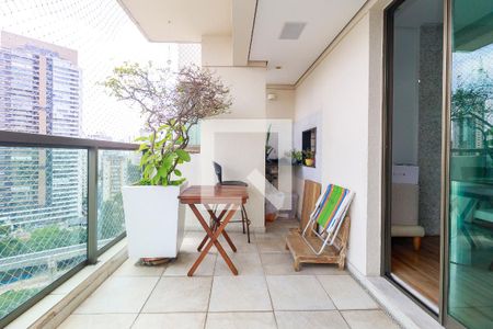 Apartamento à venda com 147m², 3 quartos e 3 vagasSala - Varanda