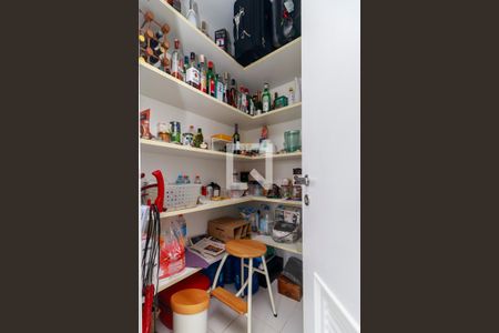 Apartamento à venda com 147m², 3 quartos e 3 vagasÁrea de Serviço - Despensa