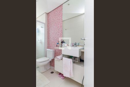 Apartamento à venda com 147m², 3 quartos e 3 vagasSuíte 2 - Banheiro