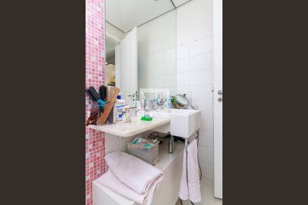 Apartamento à venda com 147m², 3 quartos e 3 vagasSuíte 2 - Banheiro