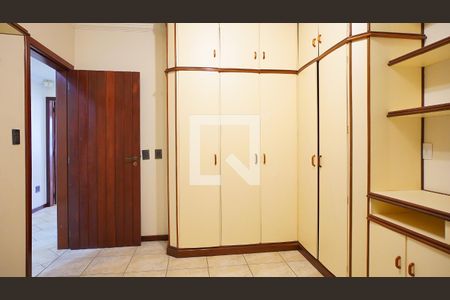 Casa para alugar com 350m², 5 quartos e 4 vagasQuarto 2