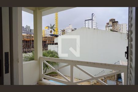 Casa para alugar com 350m², 5 quartos e 4 vagasQuarto 3 - Varanda