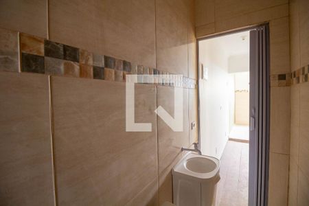 Banheiro de casa para alugar com 2 quartos, 46m² em Jardim Ipanema (Zona Oeste), São Paulo