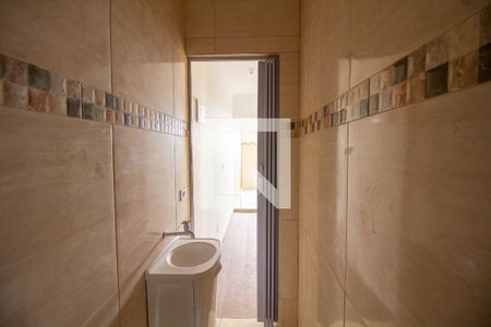 Casa para alugar com 46m², 2 quartos e sem vagaBanheiro