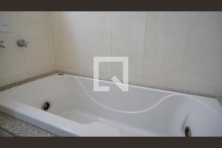 Apartamento para alugar com 297m², 3 quartos e 2 vagasBanheiro da Suíte