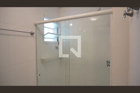 Apartamento para alugar com 297m², 3 quartos e 2 vagasBanheiro 