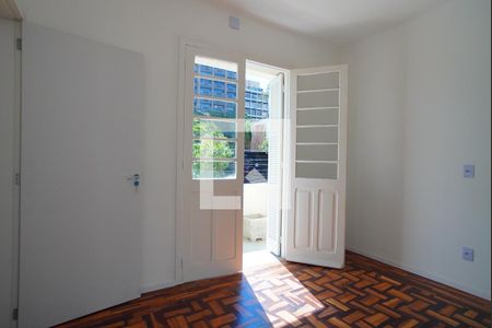 Quarto 1 de apartamento à venda com 2 quartos, 80m² em Rio Branco, Porto Alegre