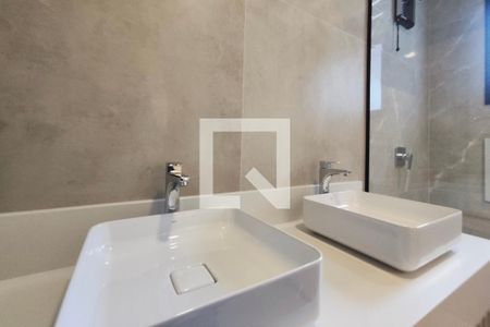 Casa de condomínio à venda com 210m², 3 quartos e 4 vagasBanheiro Suíte 3