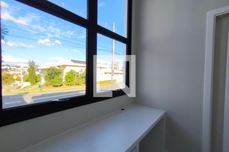 Casa de condomínio à venda com 210m², 3 quartos e 4 vagasEscritório