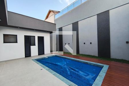 Casa de condomínio à venda com 210m², 3 quartos e 4 vagasQuintal - Piscina