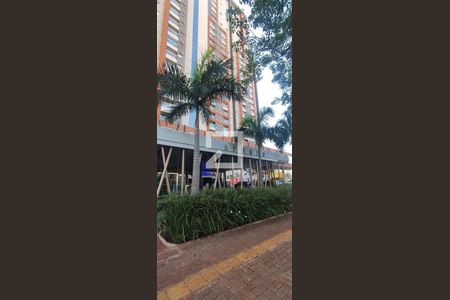 Apartamento para alugar com 75m², 2 quartos e 2 vagasFachada