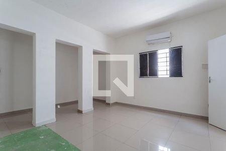 Sala de casa à venda com 5 quartos, 306m² em Jardim Luzitânia, São Paulo