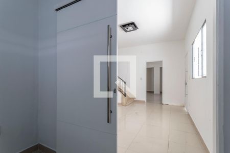 Casa à venda com 306m², 5 quartos e 4 vagas Casa à venda com 306m², 5 quartos e 4 vagasCozinha