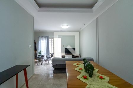 Casa à venda com 230m², 3 quartos e 2 vagasSala de Jantar