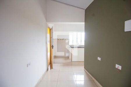 Sala de casa para alugar com 2 quartos, 47m² em Jardim Ipanema (zona Oeste), São Paulo